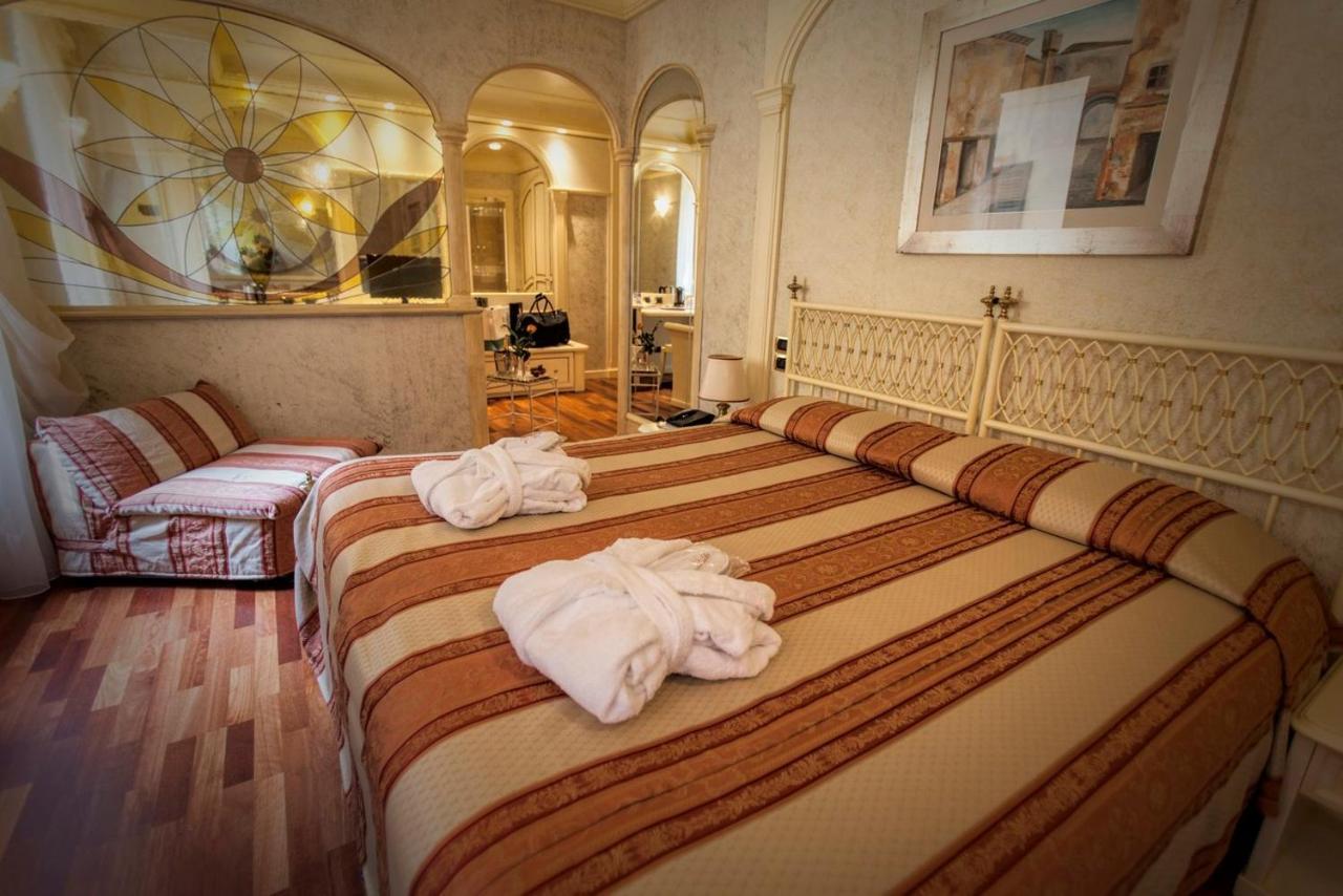 Hotel Colomba D'Oro Verona Exteriör bild