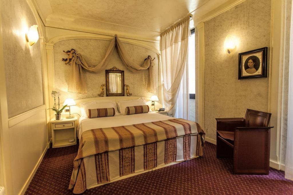 Hotel Colomba D'Oro Verona Exteriör bild